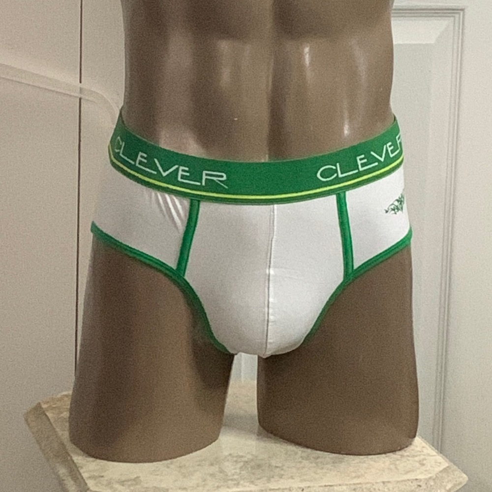 New Clever Green Ariki Brief  AK593